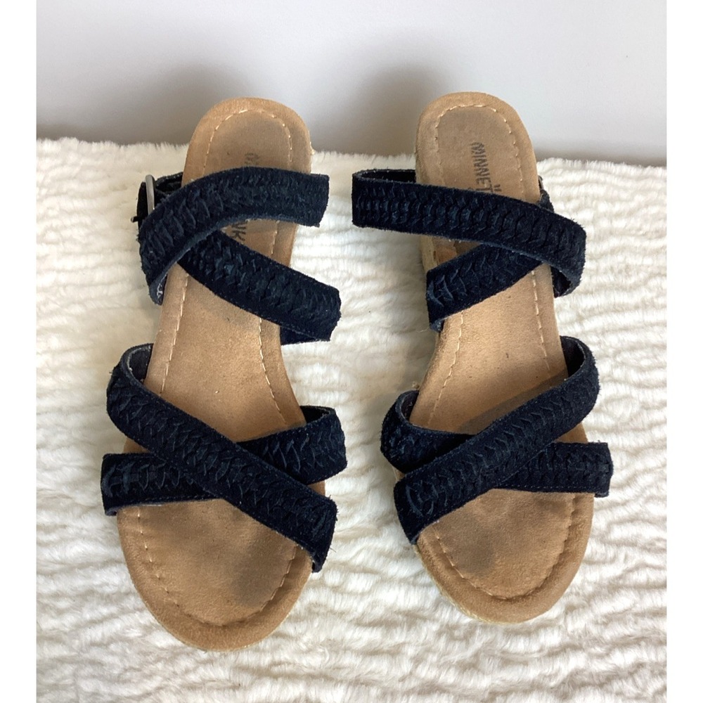Minnetonka Hailey Sandals Women's Size 8 Suede Leather Strappy Wedge Black 71307